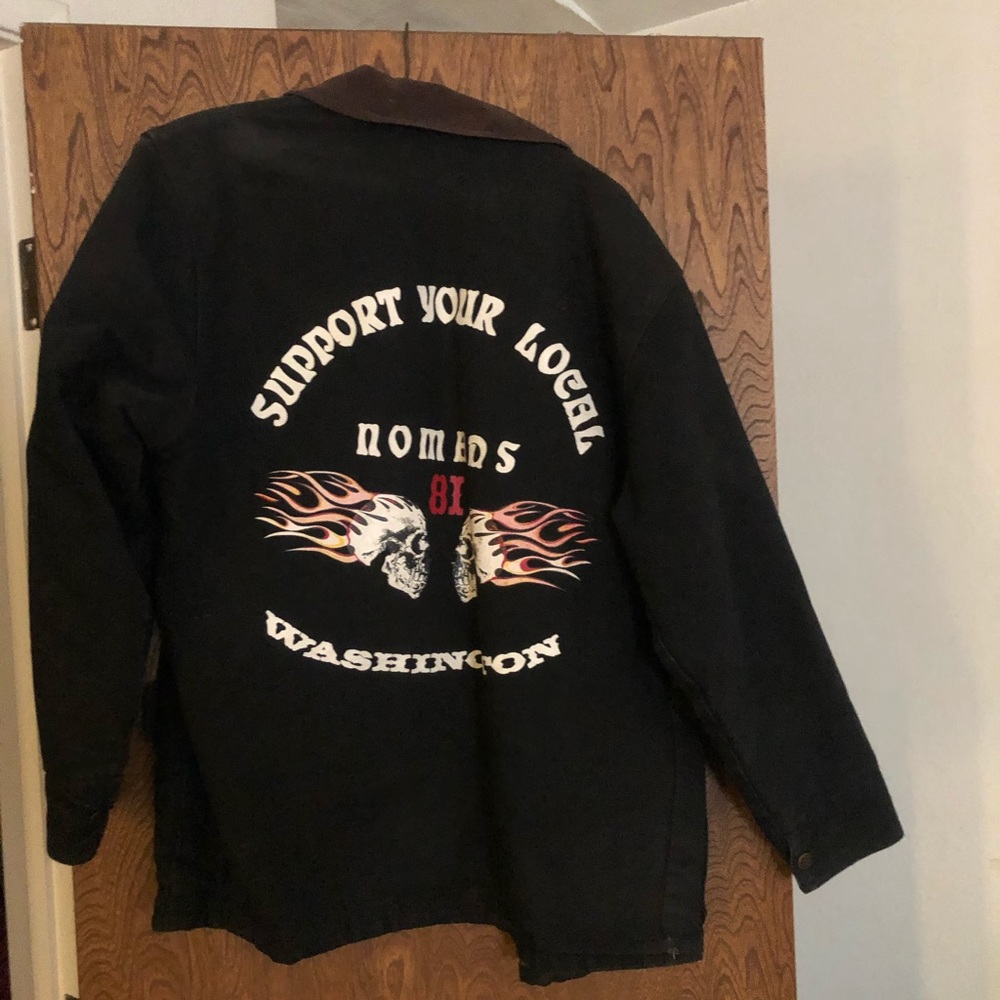 Mid length button jacket